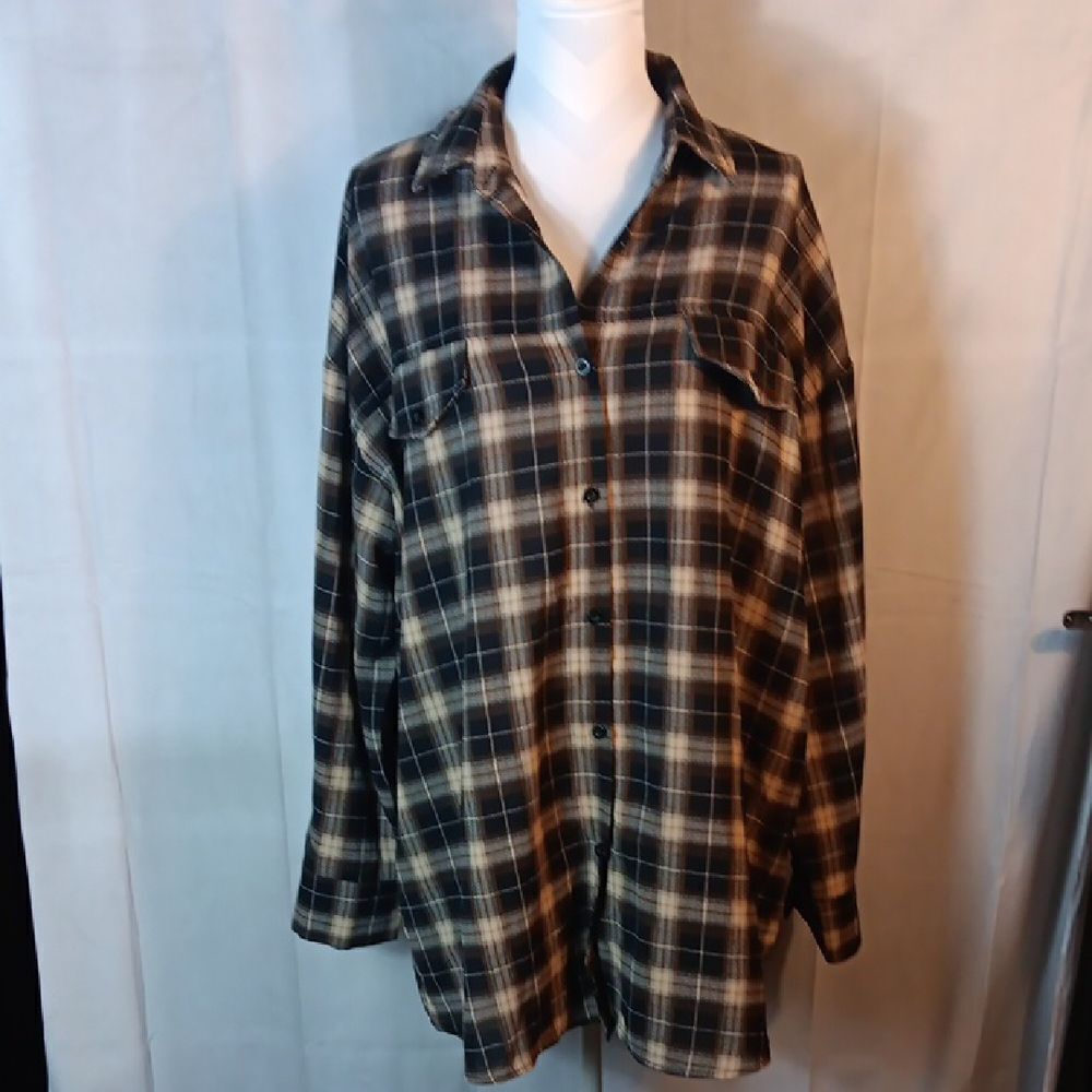 PrettyLittleThing Oversized Plaid Button Down Shirt